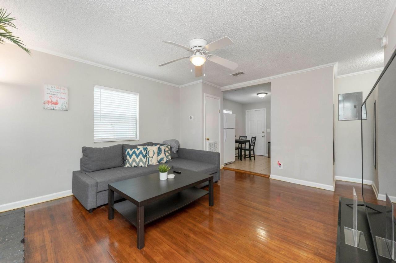 King Bedroom 2Bed1Bath Sleeps 4 Close To Town Center Downtown Beach Mayo Clinic Jacksonville Esterno foto
