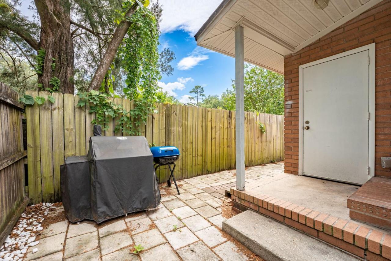 King Bedroom 2Bed1Bath Sleeps 4 Close To Town Center Downtown Beach Mayo Clinic Jacksonville Esterno foto